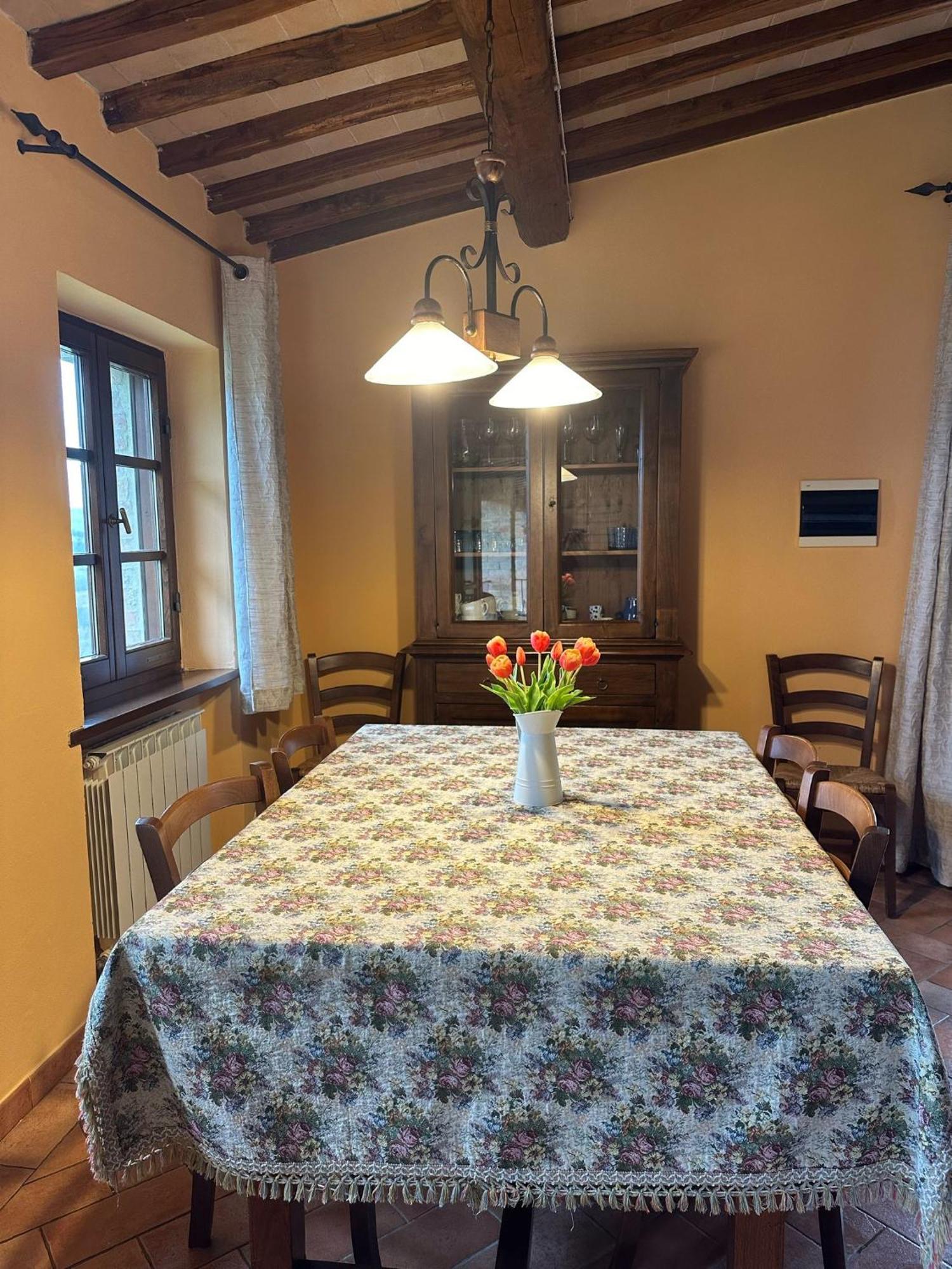Agriturismo S. Eurosia Montalcino Habitación foto